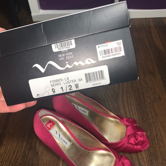 NINA Berry Luster Heels women’s 9.5 W - Picture 3 of 5